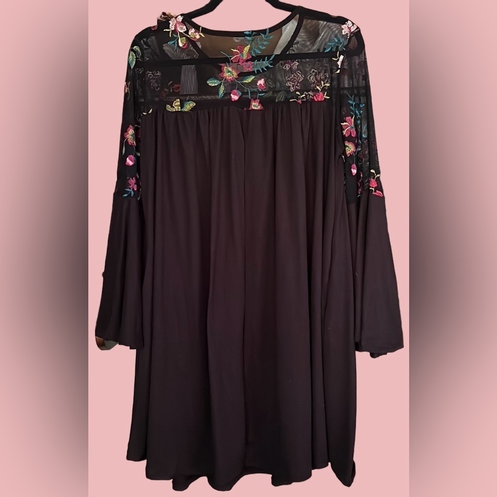 P & ROSE Black w/Sheer Floral Yoke, Empire Waist Long Sleeve Mini Dress, GUC. - Picture 9 of 11